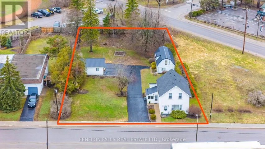 12 NORTH STREET, Kawartha Lakes (Fenelon Falls), Ontario K0M1N0