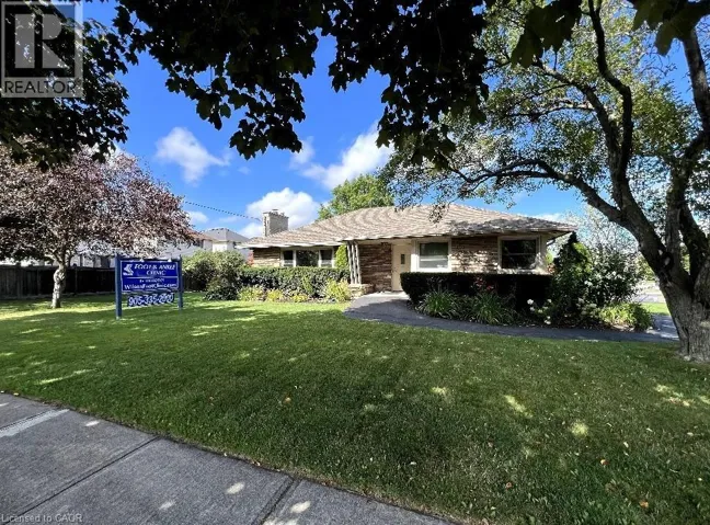 2409 WALKER'S Line, Burlington, Ontario L7M4K1