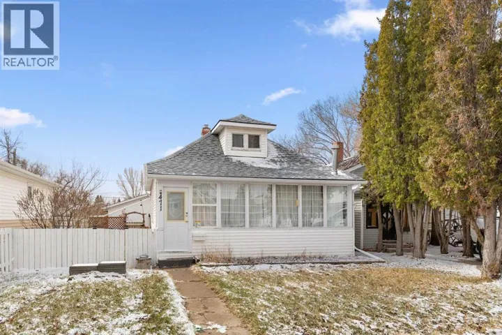 471 10 Street SE, Medicine Hat, Alberta T1A1R2