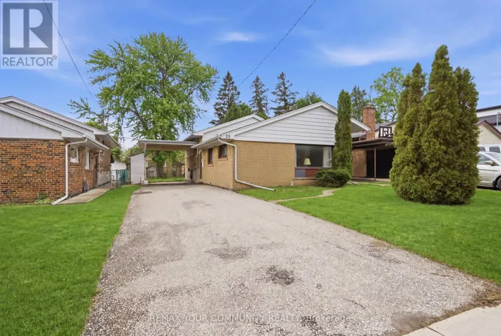25 FORDWICH CRESCENT, Toronto (Rexdale-Kipling), Ontario M9W2T3