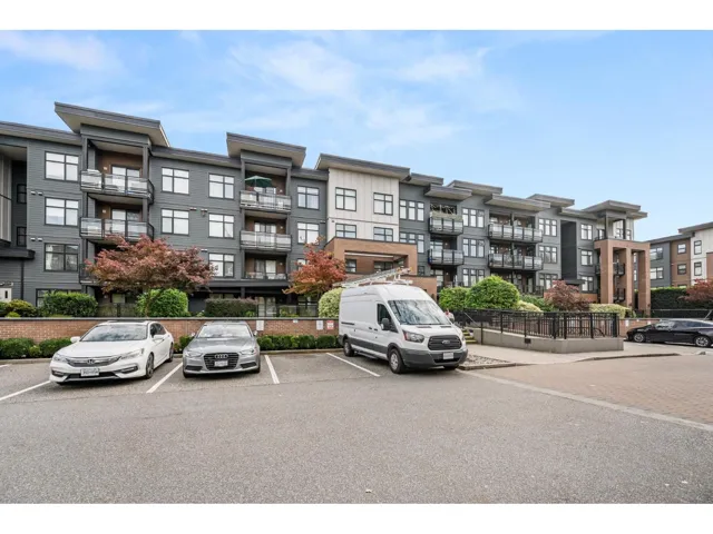 309 20078 FRASER HIGHWAY, Langley, British Columbia V3A0J2