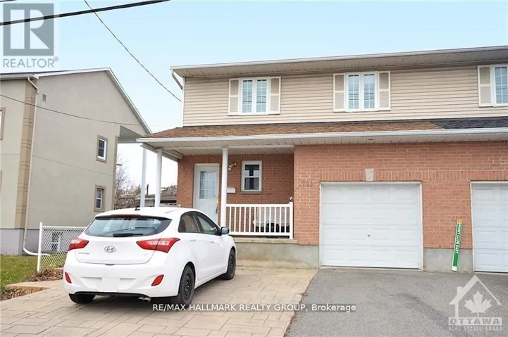 1721 QUEENSDALE AVENUE, Ottawa, Ontario K1T1J5