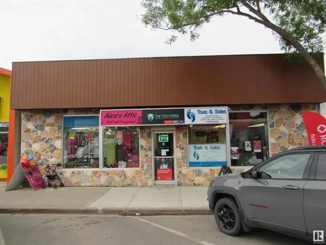 5023 50 St, Barrhead, Alberta T7N1L1