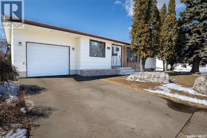 104 2nd AVENUE, Rosthern, Saskatchewan S0K3R0