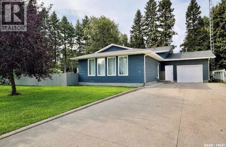 116 6th STREET E, Nipawin, Saskatchewan S0E1E0
