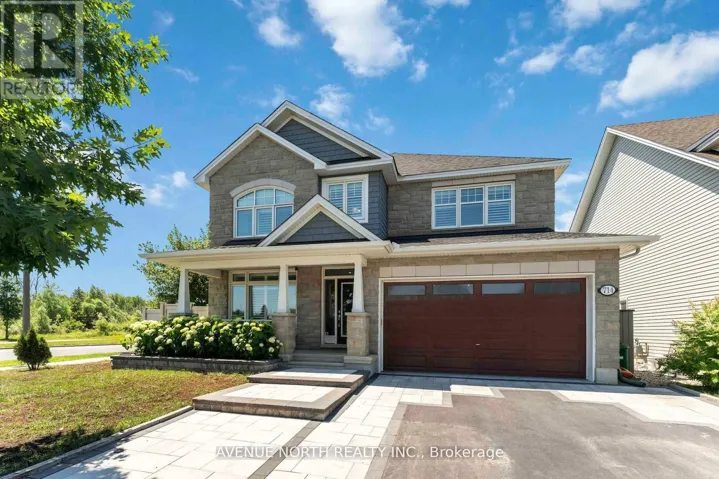 714 BUNCHBERRY WAY, Ottawa, Ontario K1T0J8