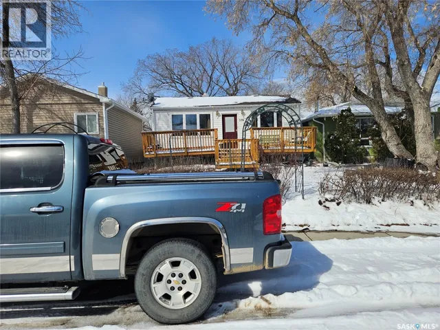 370 Arthur STREET, Regina, Saskatchewan S4R4X2