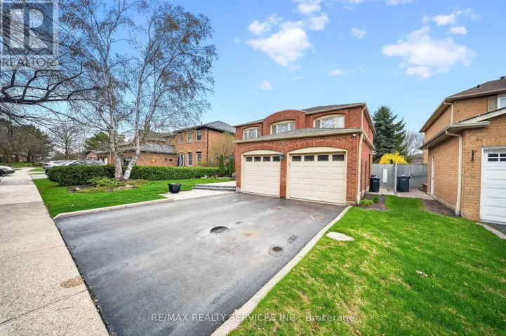 52 NOTTINGHAM CRESCENT, Brampton (Westgate), Ontario L6S4G4