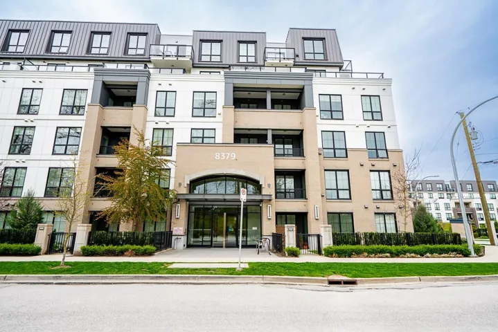 604 8379 201 STREET, Langley, British Columbia V2Y3S6