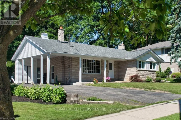 115 UPLANDS DRIVE, Kitchener, Ontario N2M4X3