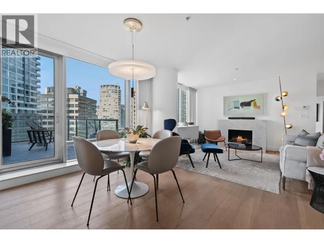 1701 1111 ALBERNI STREET, Vancouver, British Columbia V6E4V2