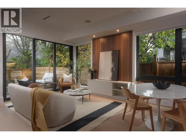 1 275 W 17TH AVENUE, Vancouver, British Columbia V5Y1Z9