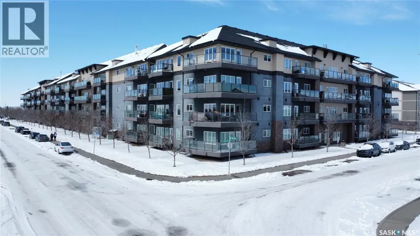 202 702 Hart ROAD, Saskatoon, Saskatchewan S7M4P4