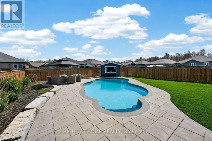27 WOODBURN DRIVE, Quinte West (Murray Ward), Ontario K8V0E1