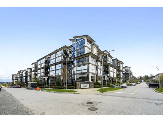 607 8526 202B STREET, Langley, British Columbia V2Y3L3