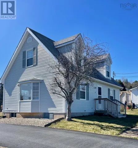 63 Knickle Road, Lunenburg, Nova Scotia B0J2C0