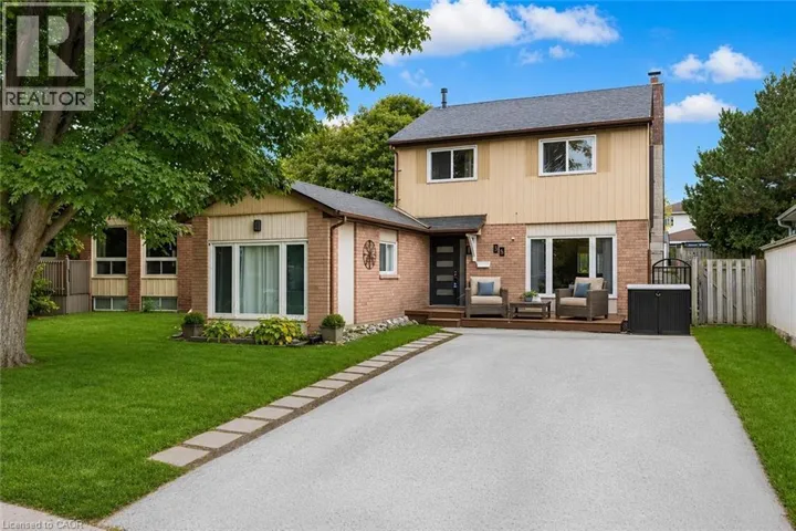 36 ANGELA Crescent, Cambridge, Ontario N1S4B6
