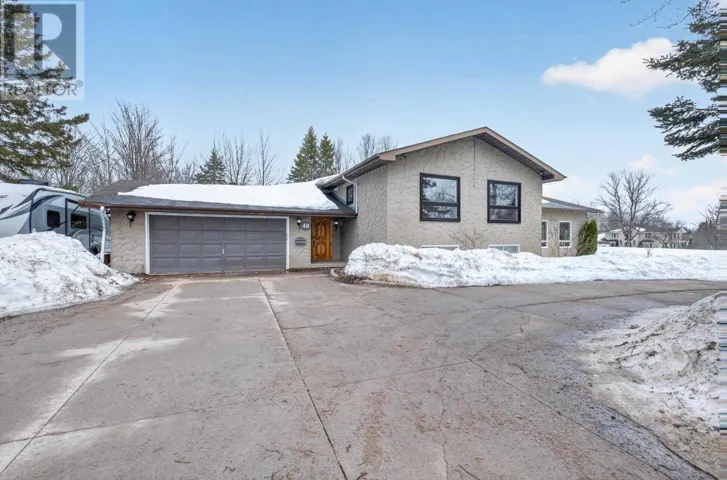 48 Palomino DR, Sault Ste. Marie, Ontario P6A6K4