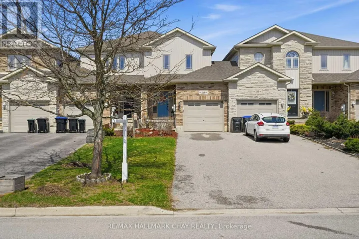 215 BANTING CRESCENT, Essa (Angus), Ontario L3W0P8
