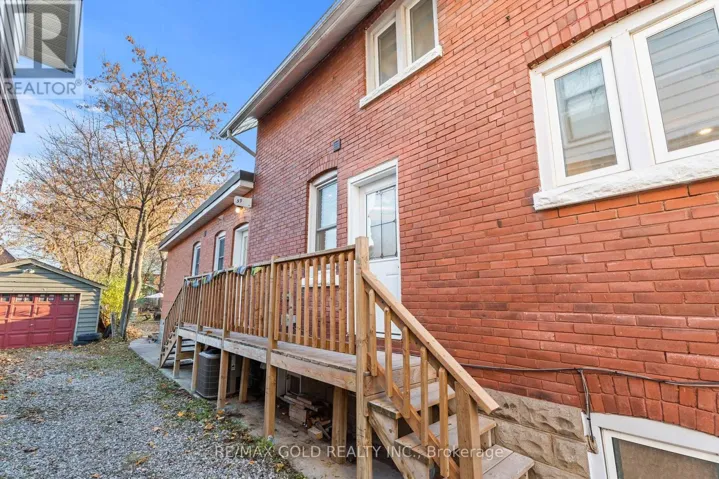 59A DAVID STREET, Brampton (Downtown Brampton), Ontario L6X1J6