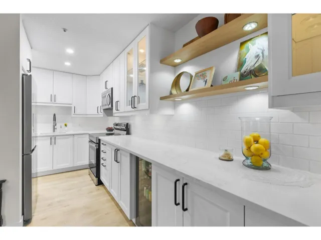 104 20177 54A AVENUE, Langley, British Columbia V3A3W6