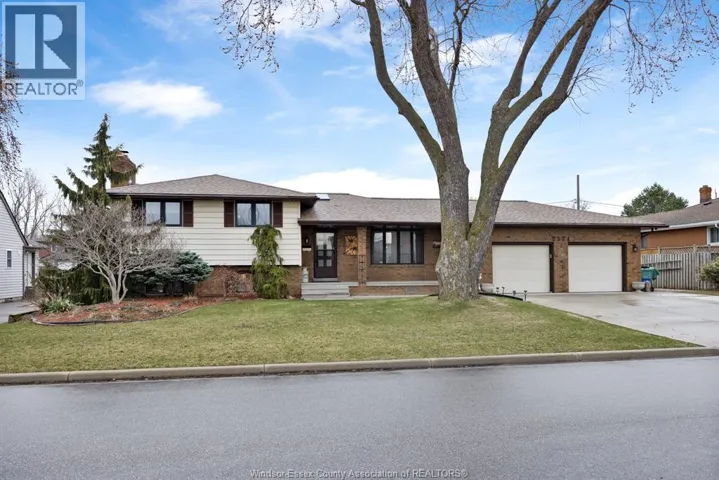 2374 RANDOLPH AVENUE, Windsor, Ontario N8E3X4