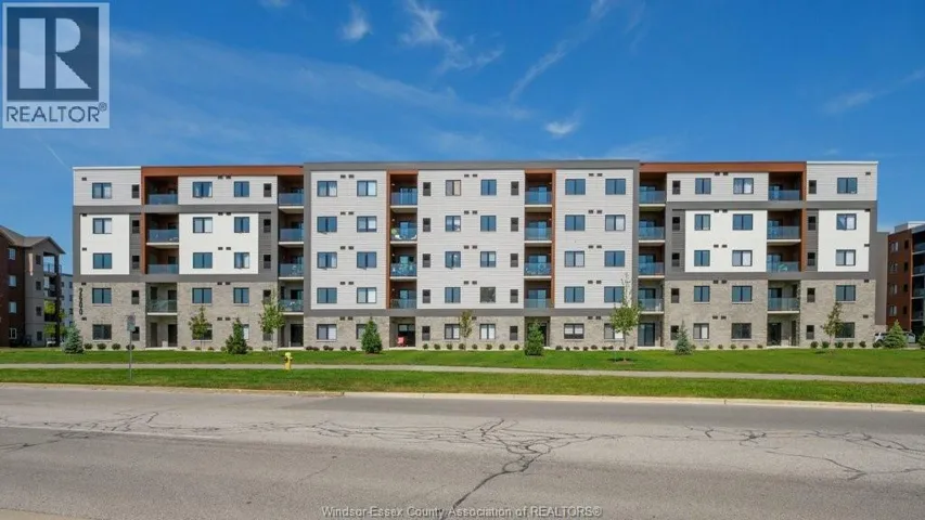 2600 SANDWICH WEST PARKWAY Unit# 205, LaSalle, Ontario N9H0M2