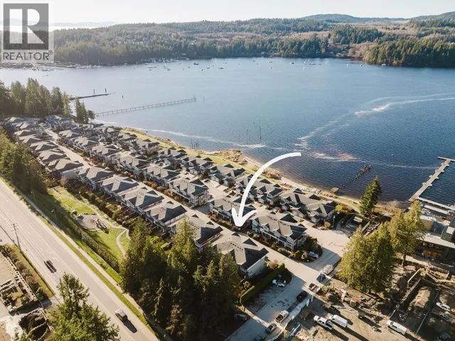 5992 OLDMILL LANE, Sechelt, British Columbia V7Z0S2