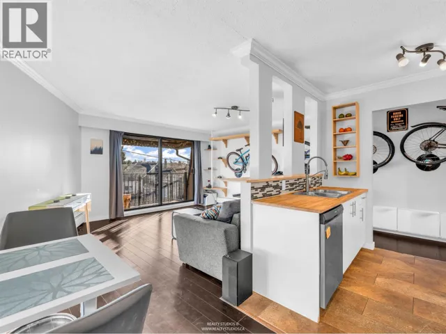 306 2222 CAMBRIDGE STREET, Vancouver, British Columbia V5L1E6