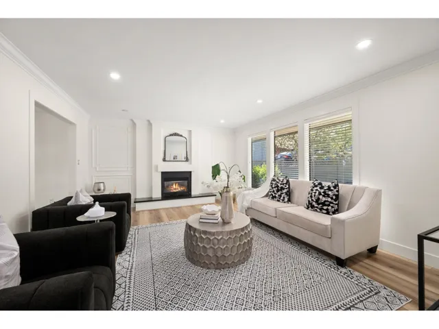 11473 ROYAL CRESCENT, Surrey, British Columbia V3V6V5