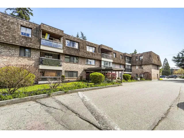 311 32175 OLD YALE ROAD, Abbotsford, British Columbia V2T2C8