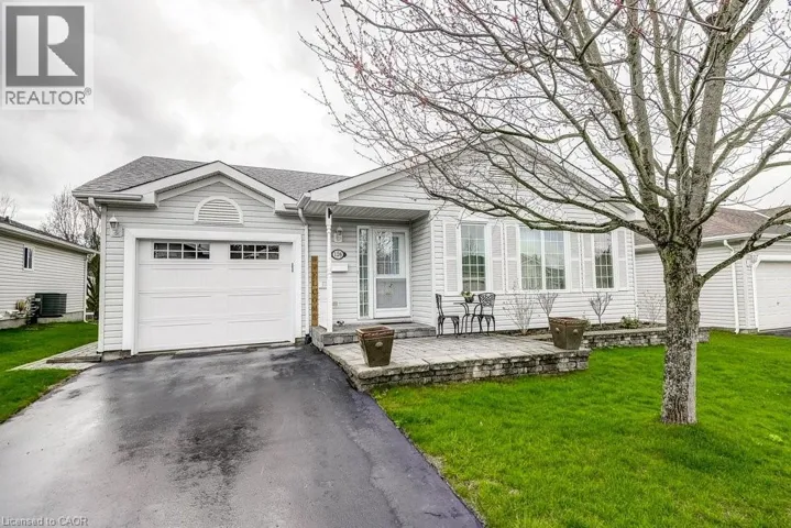126 GLENARIFF Drive, Freelton, Ontario L8B1A5