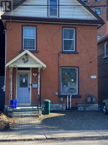 40 ORDNANCE STREET, Kingston (East of Sir John A. Blvd), Ontario K7K1G4