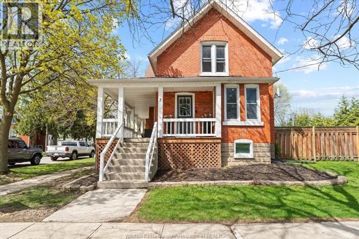 3 LYON, Tilbury, Ontario N0P2L0