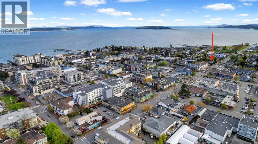 9691 Fifth St, Sidney, British Columbia V8L2W9