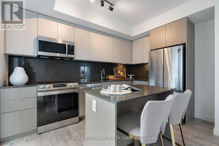 A0307 - 125 BRONTE ROAD, Oakville (BR Bronte), Ontario L6L3C1