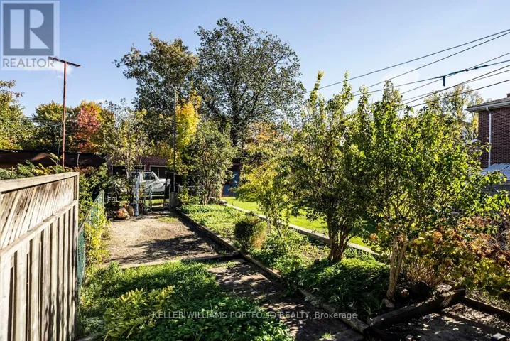 UNIT 1 - 821 GLADSTONE AVENUE, Toronto (Dovercourt-Wallace Emerson-Junction), Ontario M6H3J7