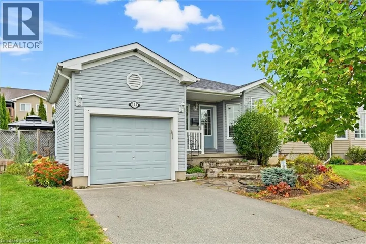 111 GRACEHILL Crescent, Freelton, Ontario L8B1A5