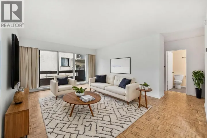 305 2025 W 2ND AVENUE, Vancouver, British Columbia V6J1J6