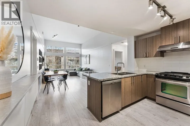 413 3156 DAYANEE SPRINGS BOULEVARD, Coquitlam, British Columbia V3E0B7
