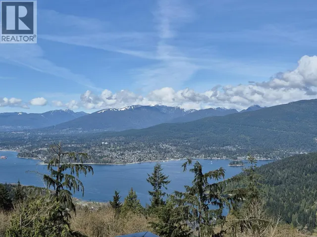 1108 9060 UNIVERSITY CRESCENT, Burnaby, British Columbia V5A0E1