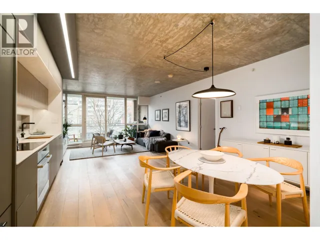 314 221 UNION STREET, Vancouver, British Columbia V6A0B4