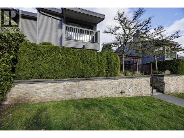 3132 LONSDALE AVENUE, North Vancouver, British Columbia V7N3J8