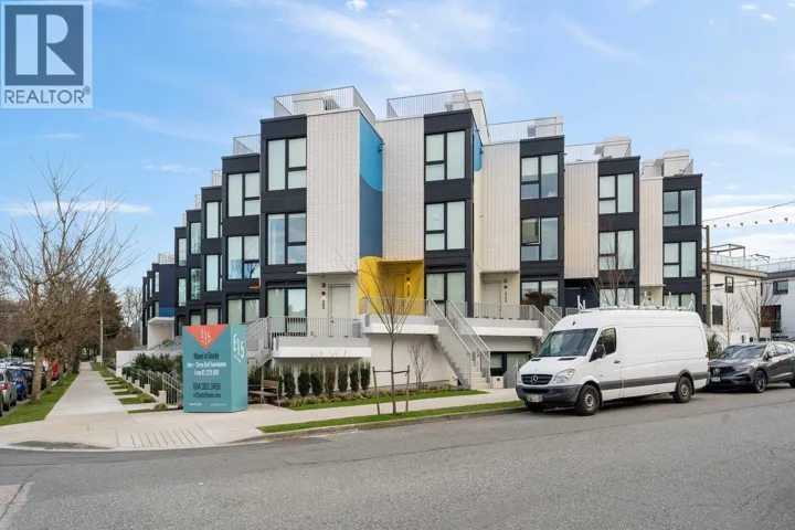 3132 SOPHIA STREET, Vancouver, British Columbia V5T0K5