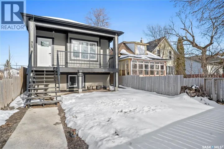 949 Robinson STREET, Regina, Saskatchewan S4T2M6