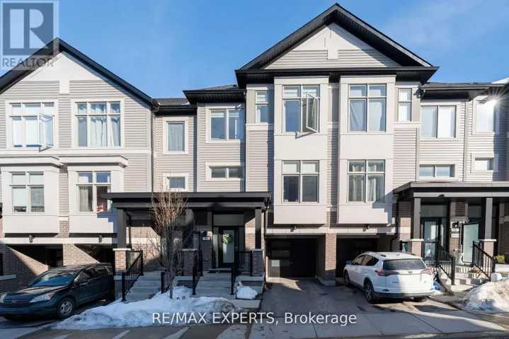 6 HUGHES LANE, New Tecumseth (Tottenham), Ontario L0G1W0