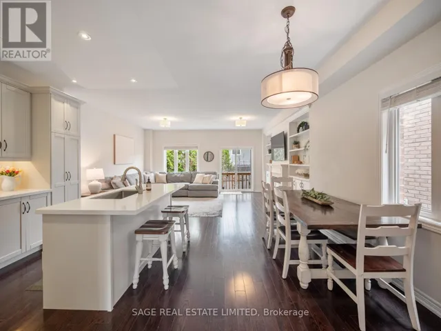 62 DONALD STEWART CRESCENT, East Gwillimbury (Mt Albert), Ontario L0G1M0