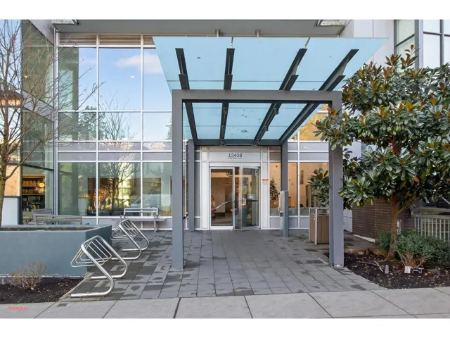 1001 13438 CENTRAL AVENUE, Surrey, British Columbia V3T0N2