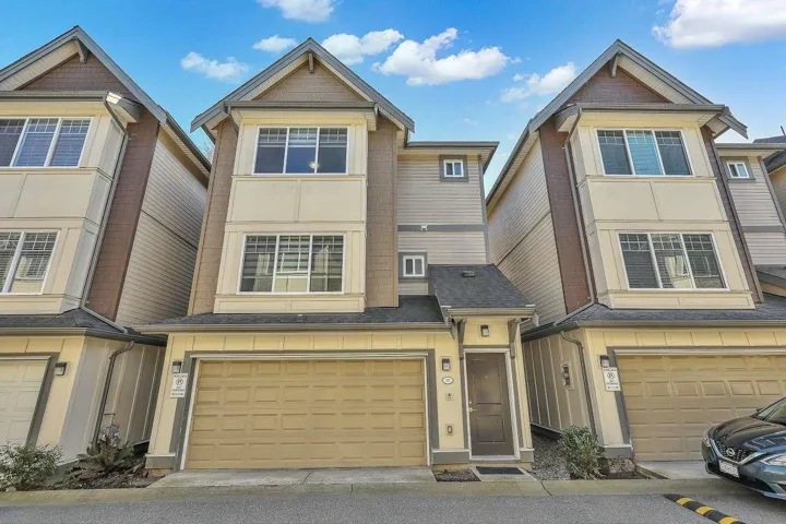 17 6971 122 STREET, Surrey, British Columbia V3W1B6