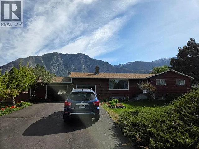 723 3rd Avenue, Keremeos, British Columbia V0X1N2